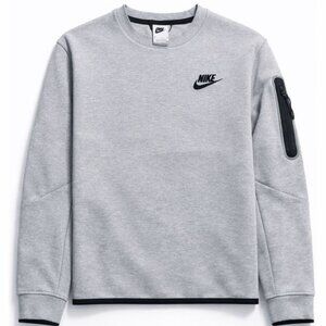 Nike Tech Fleece Style Crewneck Sweatshirt Grey Size : Medium Minimal